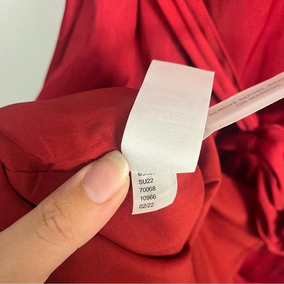 Ann Taylor new Petite V-Neck Tie Waist Midi Dress red size 6 petite - Picture 9 of 10